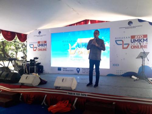 Dirjen Aptika memberikan sambutan pada acara Launching UMKM Go Online di Pasar Tebet Timur